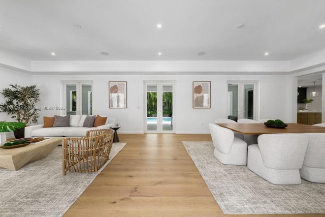 5 of 28 - 5835 Sw 81st St, South Miami, FL
