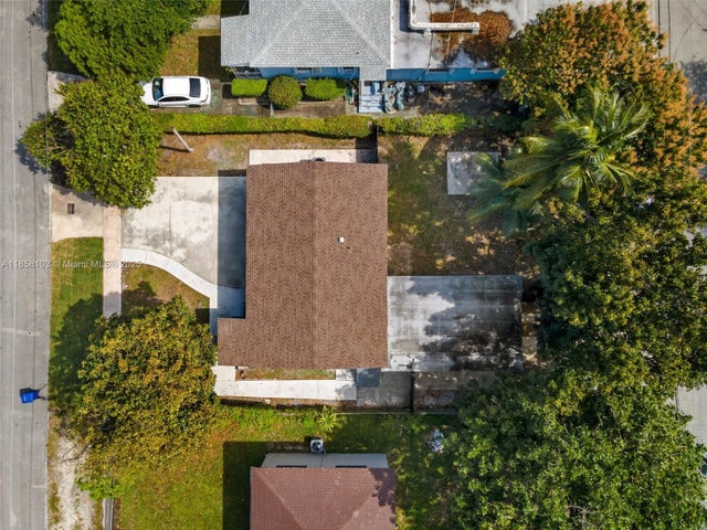 2 of 43 - 130 Ne 169 Ter, North Miami Beach, FL