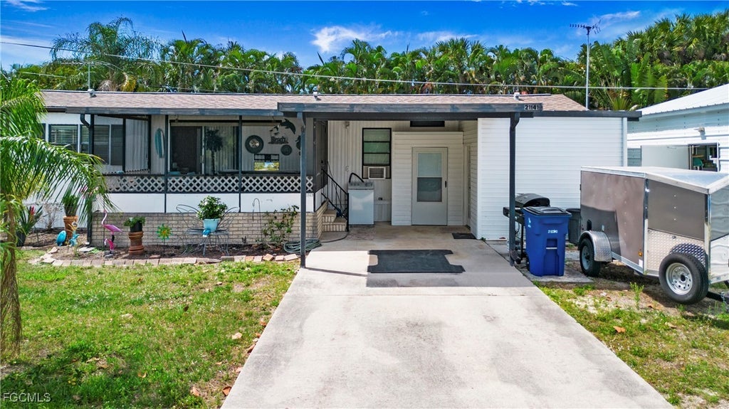 21141 Cypress Park Cir, ESTERO