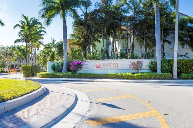 5 of 25 - 4857 Nw 16th Ter, Boca Raton, FL