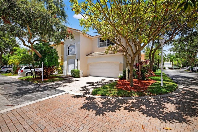1 of 52 - 1241 Johnson Ct, Hollywood, FL