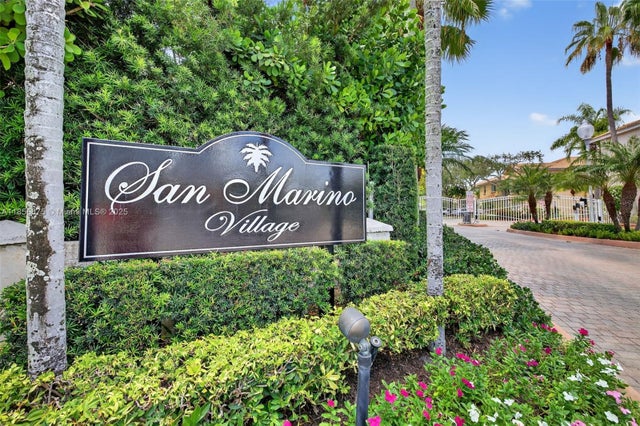 2 of 52 - 1241 Johnson Ct, Hollywood, FL