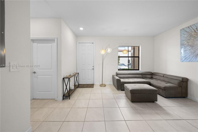 4 of 23 - 3310 W 114th Ter, Hialeah, FL