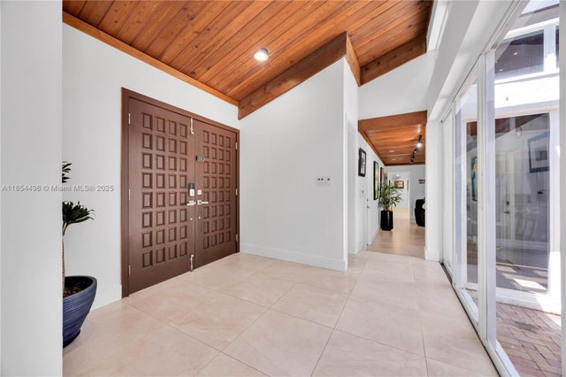1 of 27 - 5941 Sw 88th St, South Miami, FL