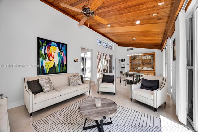 3 of 27 - 5941 Sw 88th St, South Miami, FL