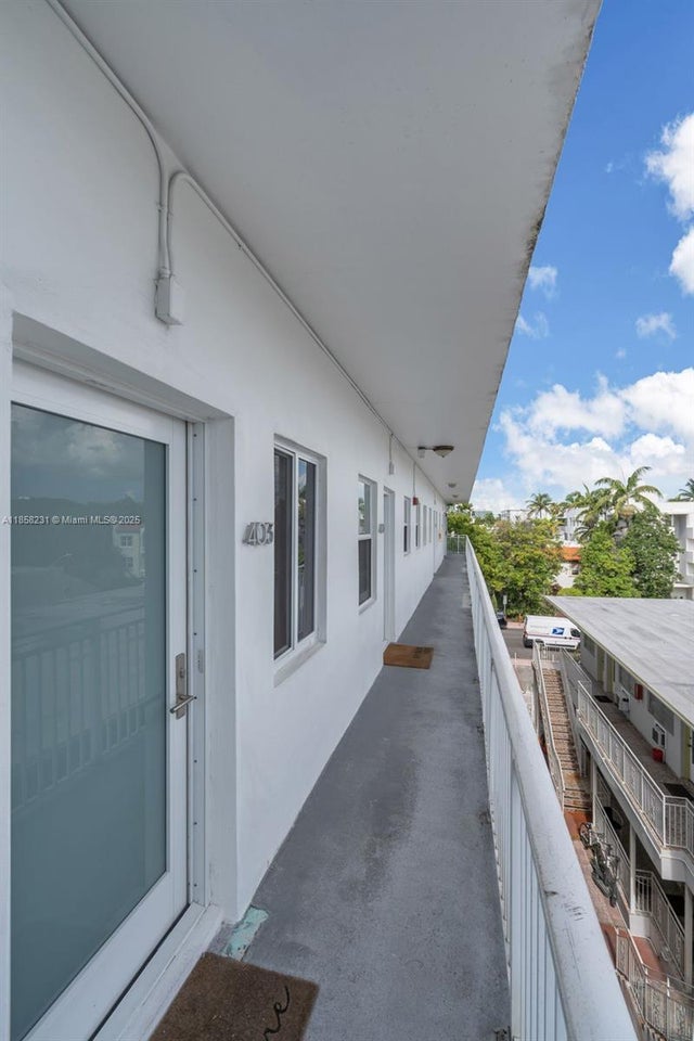 2 of 42 - 1519 Drexel Ave 403, Miami Beach, FL