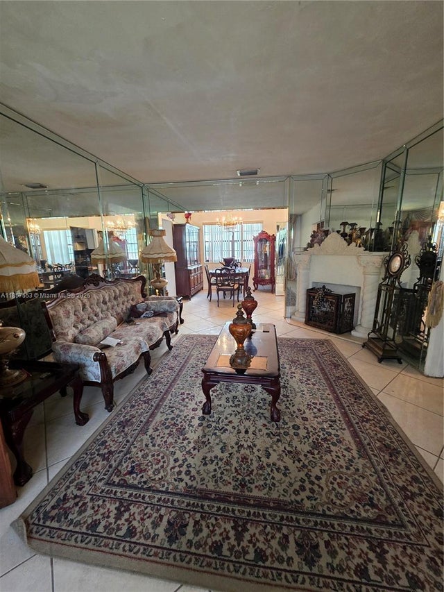3 of 30 - 501 Nw 43rd St, Miami, FL
