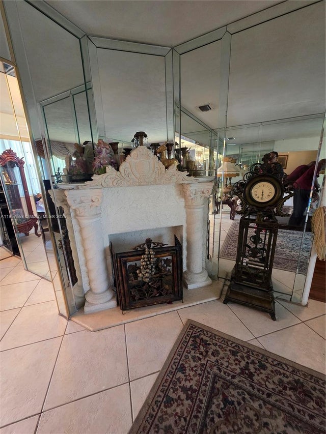 5 of 30 - 501 Nw 43rd St, Miami, FL