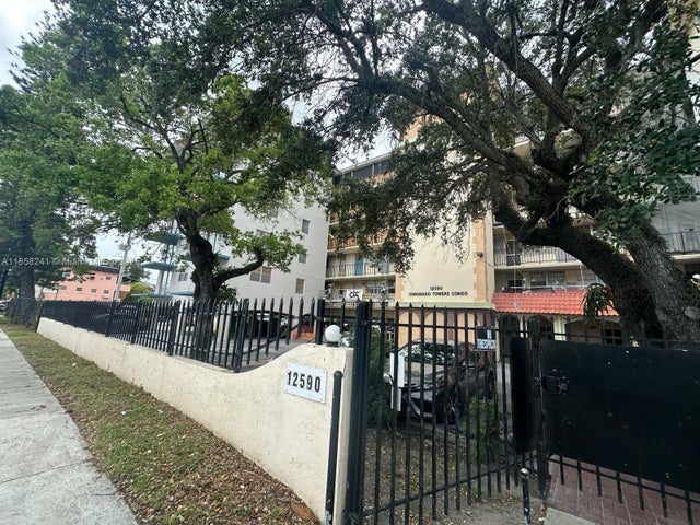 2 of 17 - 12590 Ne 16th Ave 405, North Miami, FL