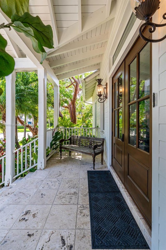 3 of 59 - 285 W Enid Dr, Key Biscayne, FL
