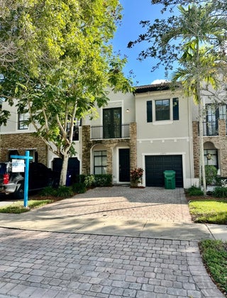 Photo of Listing #A11858264