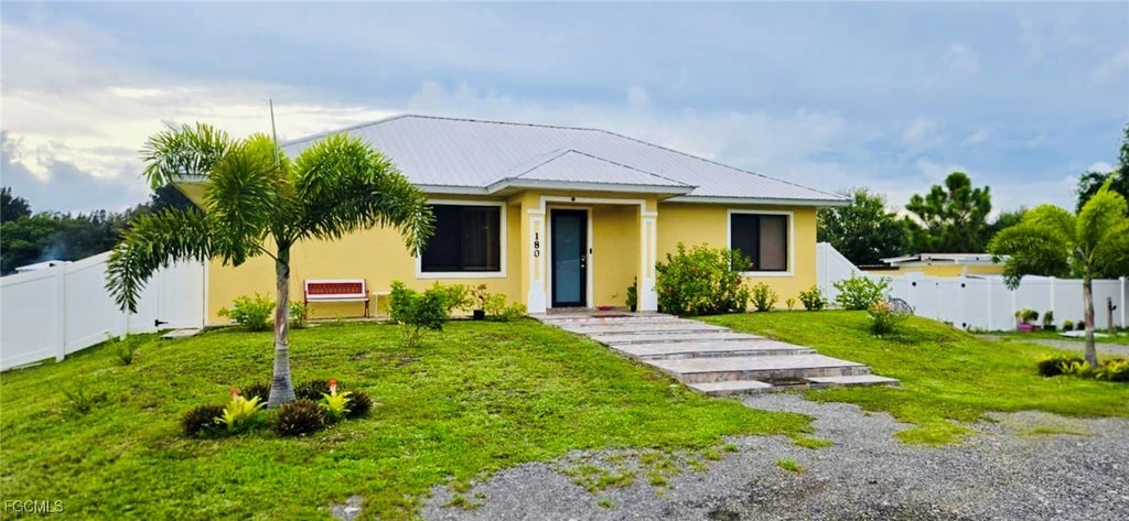 180 N Hacienda St, CLEWISTON