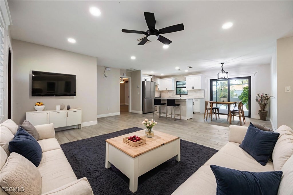 1432 Se 11th St, Cape Coral