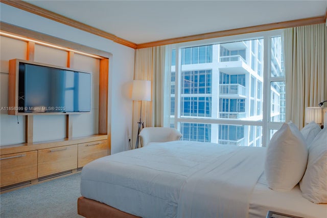 2 of 13 - 6801 Collins Ave 1002, Miami Beach, FL