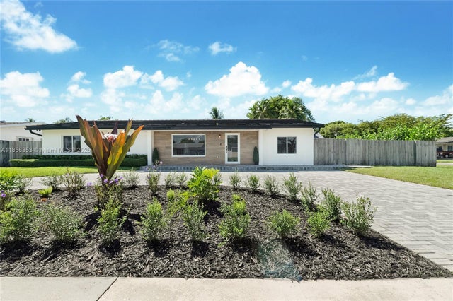 1 of 21 - 18573 Sw 89th Pl, Cutler Bay, FL