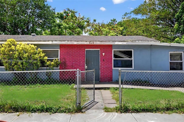 1 of 3 - 360 Nw 28th Ave, Fort Lauderdale, FL