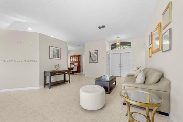 5 of 26 - 4265 Palmetto Trl, Weston, FL