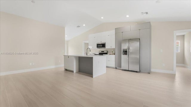 3 of 28 - 2702 46th St Sw, Lehigh Acres, FL