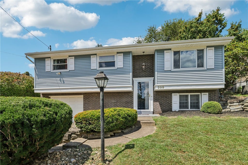 205 Tilford Road, Penn Hills