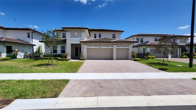 1 of 32 - 12239 Sw 43rd St, Davie, FL