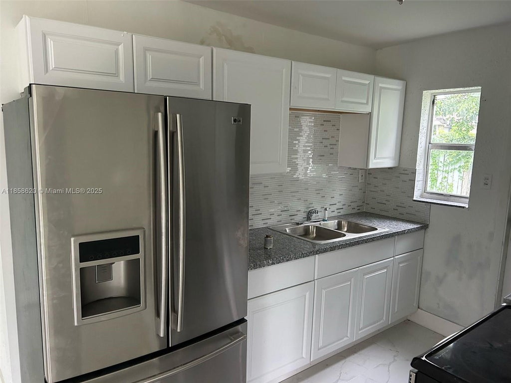 3910 Sw 25th St, West Park