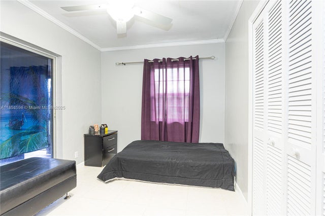 4 of 47 - 921 N 31st Ct, Hollywood, FL