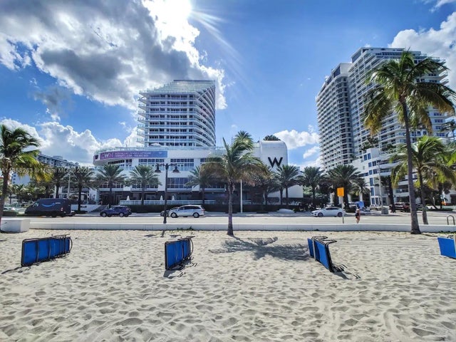 2 of 24 - 3101 Bayshore Dr 1201, Fort Lauderdale, FL