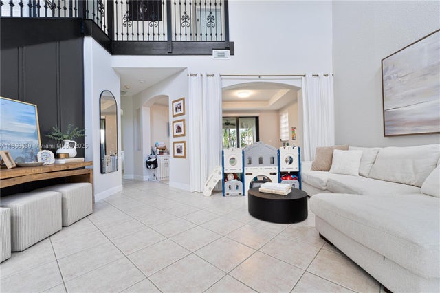 5 of 28 - 16258 Sw 68th Ter, Miami, FL