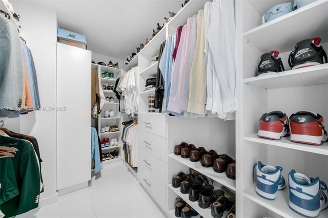 5 of 84 - 851 Ne 1st Ave 3011, Miami, FL