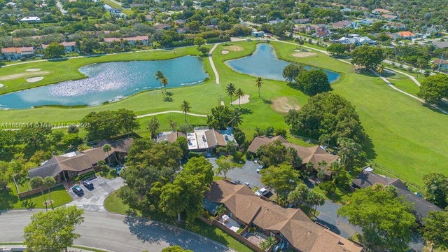 5 of 19 - 9377 Sw 130th St, Miami, FL