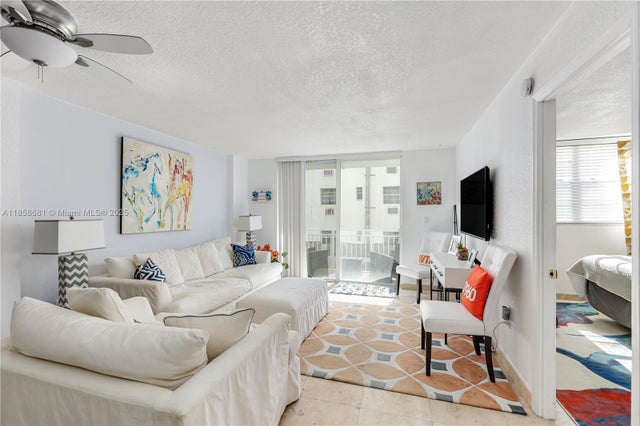 345 Ocean Dr 211, Miami Beach