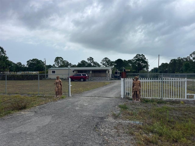 3 of 71 - 493 Camino Real Blvd, Clewiston, FL