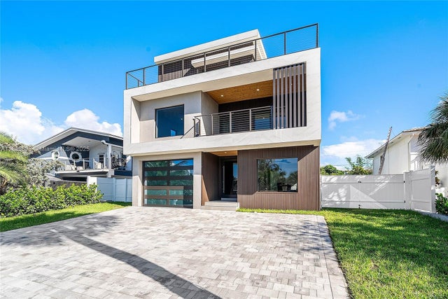 3 of 92 - 3225 Canal Dr, Pompano Beach, FL