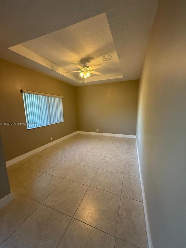 5 of 19 - 14 Sw 7th Ave, Dania Beach, FL