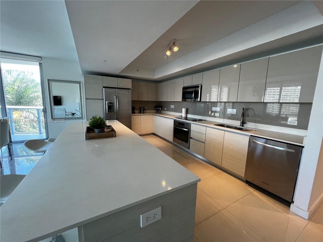 3 of 27 - 2600 E Hallandale Beach Blvd T901, Hallandale Beach, FL