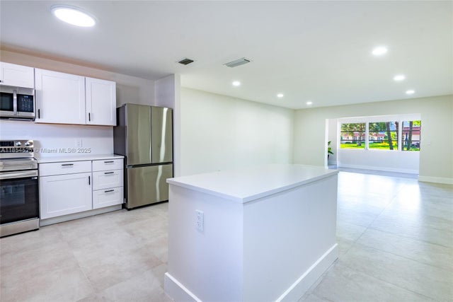 1 of 45 - 846 Salem Ln, Lake Worth, FL