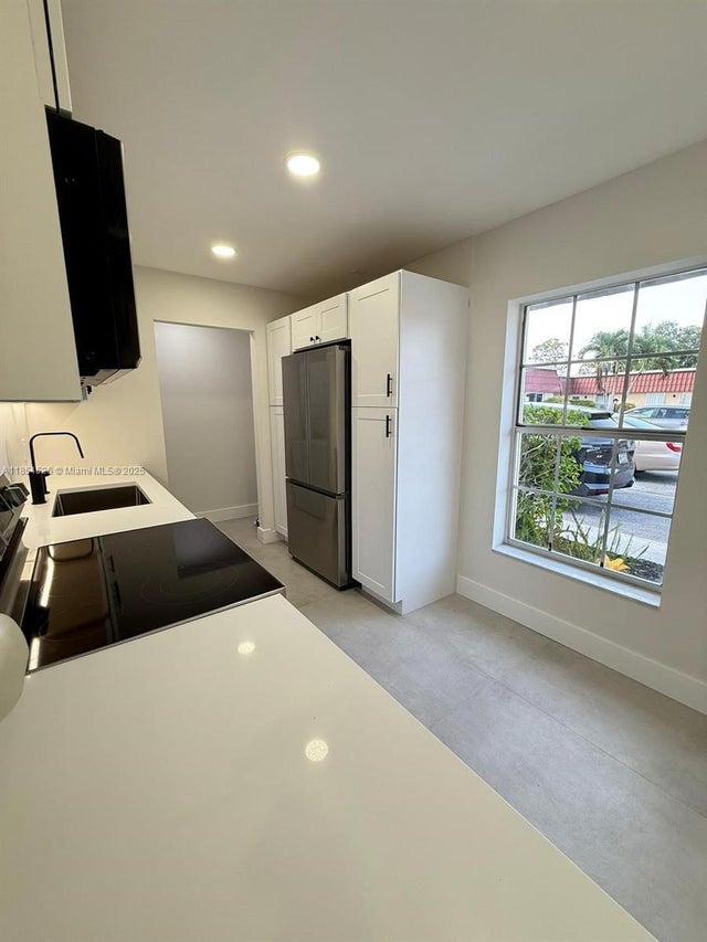 3 of 38 - 316 Cape Cod Cir B, Lake Worth, FL