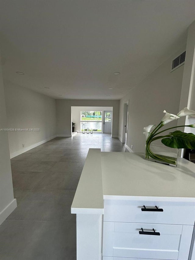4 of 38 - 316 Cape Cod Cir B, Lake Worth, FL