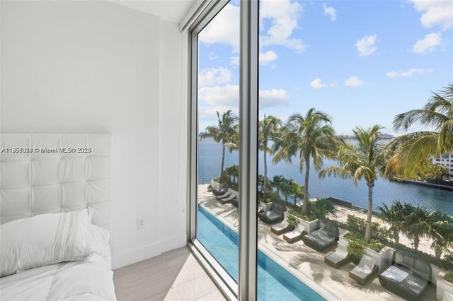 3 of 33 - 2900 Ne 7th Ave 809, Miami, FL