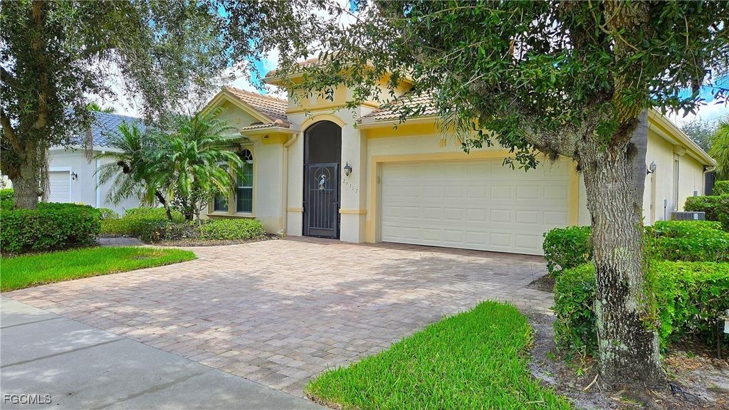 26317 Stonewall Ln, Bonita Springs