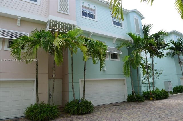 2 of 13 - 439 Ne 1st St, Pompano Beach, FL
