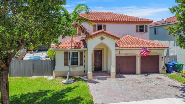 2 of 54 - 17650 Sw 154th Pl, Miami, FL