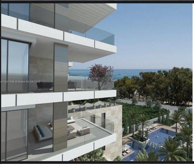5 of 25 - Limassol 12 Arch Makariou 12, , FL