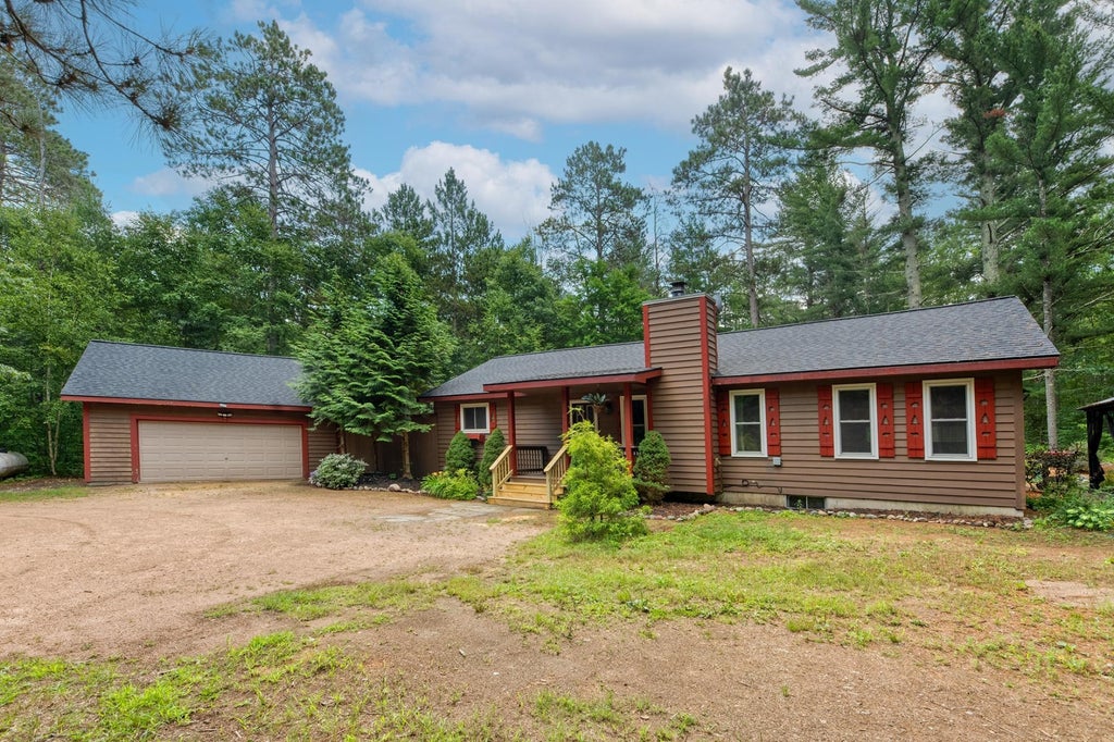 14175 Yeschek Ln, Lac du Flambeau