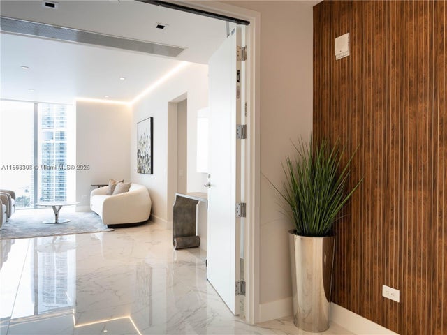 2 of 20 - 18501 Collins Ave 1104, Sunny Isles Beach, FL