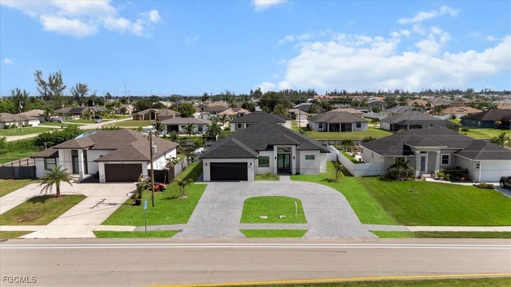 2125 Sw Trafalgar Pkwy, Cape Coral