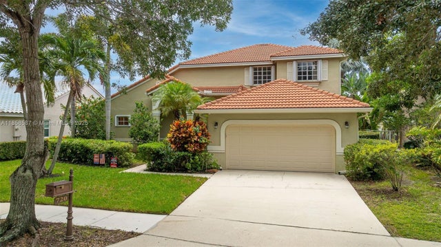 2 of 31 - 720 Verona Lake Dr, Weston, FL