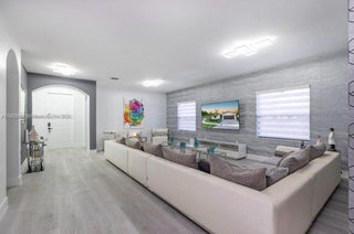 Photo of Listing #A11858690