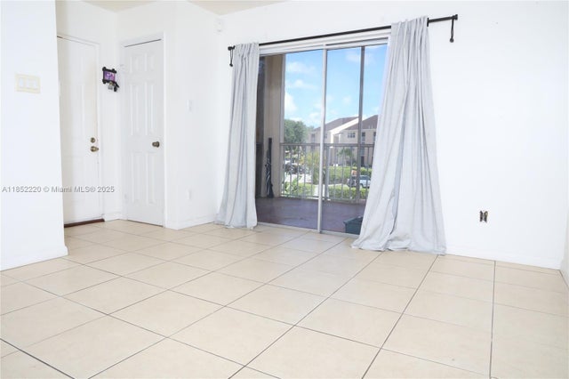 4 of 8 - 15325 Sw 106th Ter 632, Miami, FL