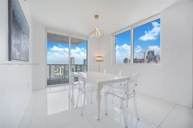 5 of 27 - 253 Ne 2nd St 3302, Miami, FL